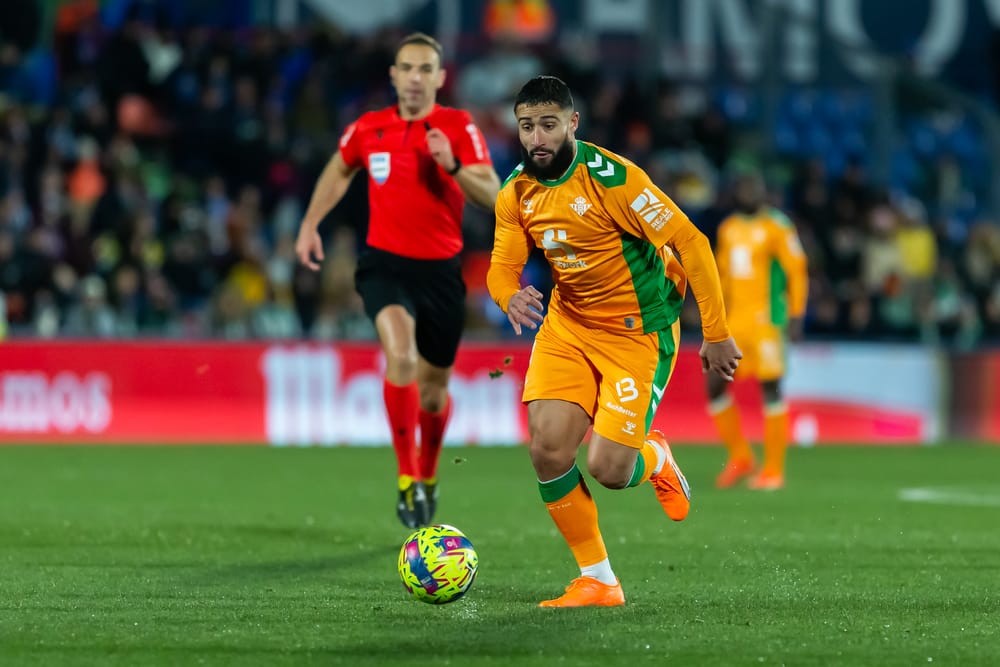 Real Betis Weighing Options for Nabil Fekir.