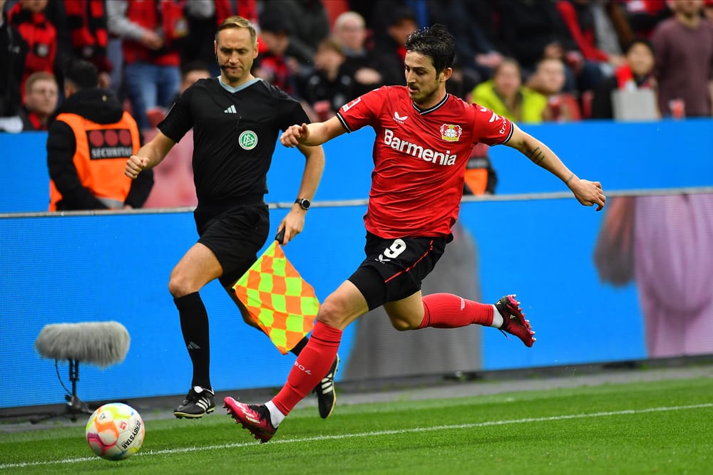 Sardar Azmoun Joins Shabab Al-Ahli: Done Deal Confirmed.