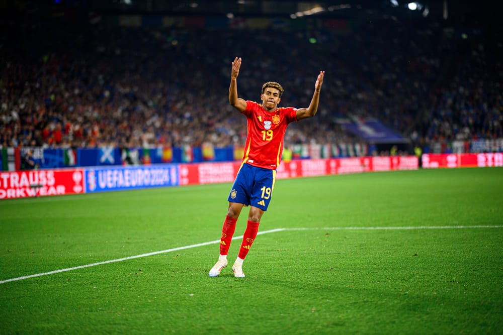 Lamine Yamal Shines as Spain Secures Euro 2024 Final Spot with Comeback Win Over France.