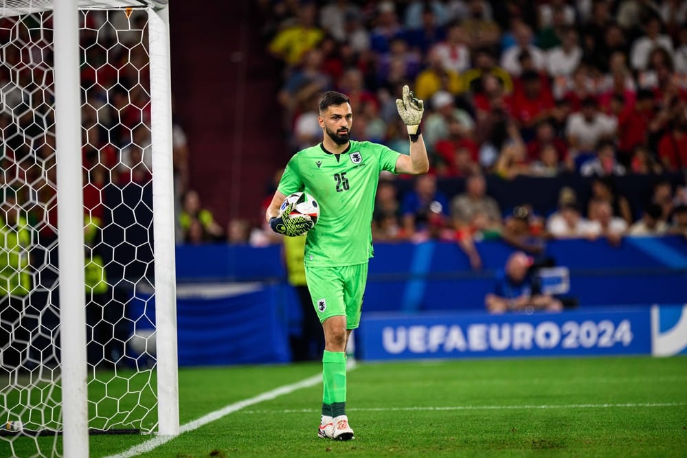 Euro Championship Group E: Slovakia vs. Romania, Türkiye's Triumph, and More - Key Match Summaries.